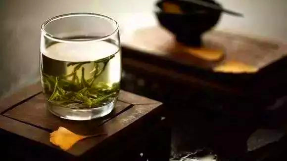 动漫家族国产人妻久久精品一区，探索二次元世界的奇妙亲缘